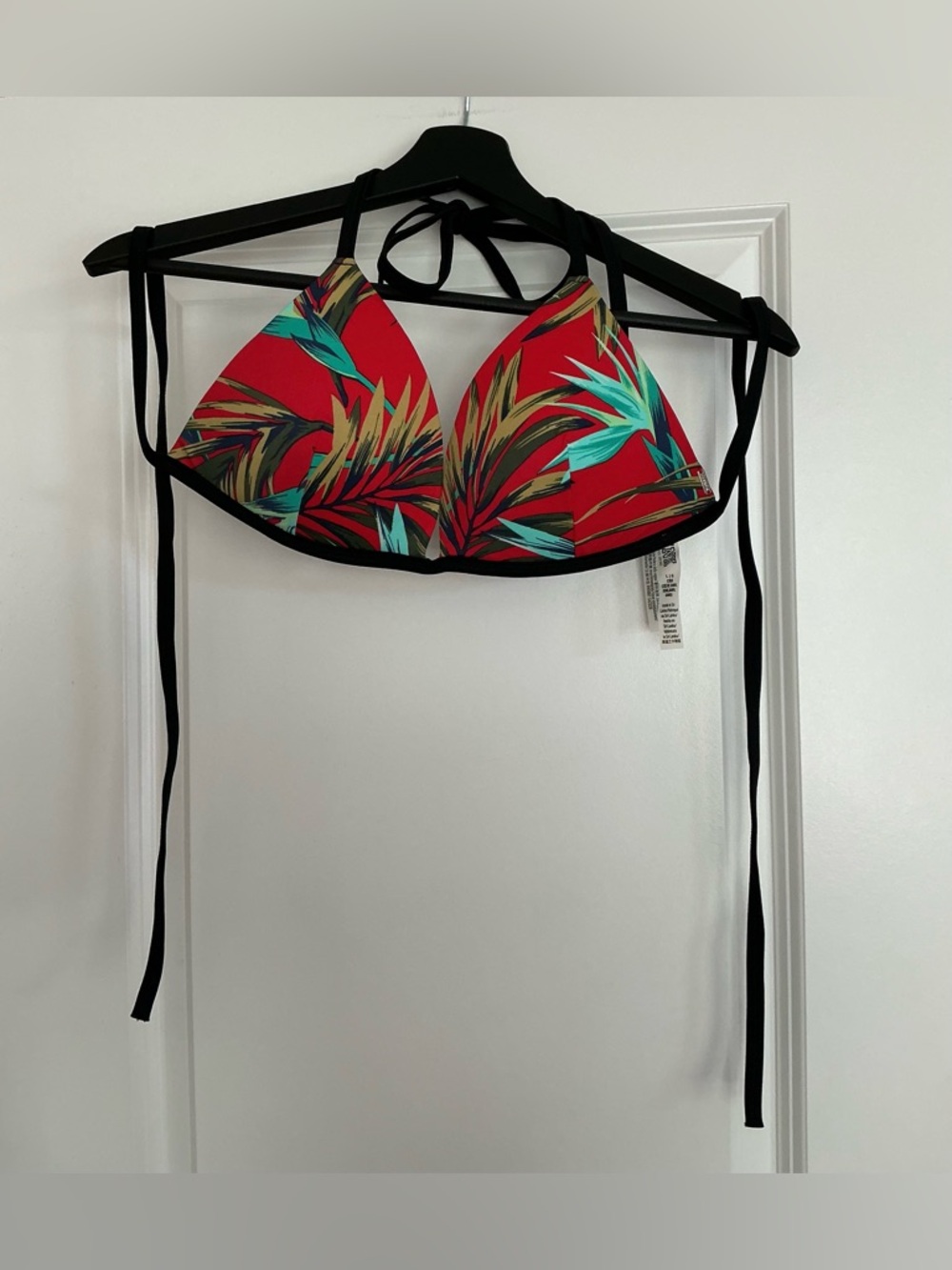 Victoria's Secret White and Black Trim Triangle Bikini Top